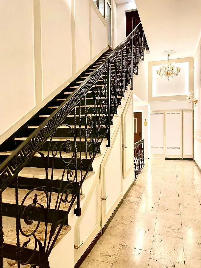Piazza Di Spagna Prestige Petit Rome